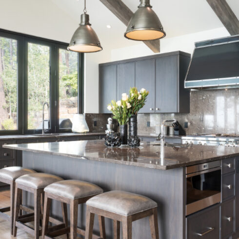 Modern kitchen remodeled with the help of JLQ Construction in California
